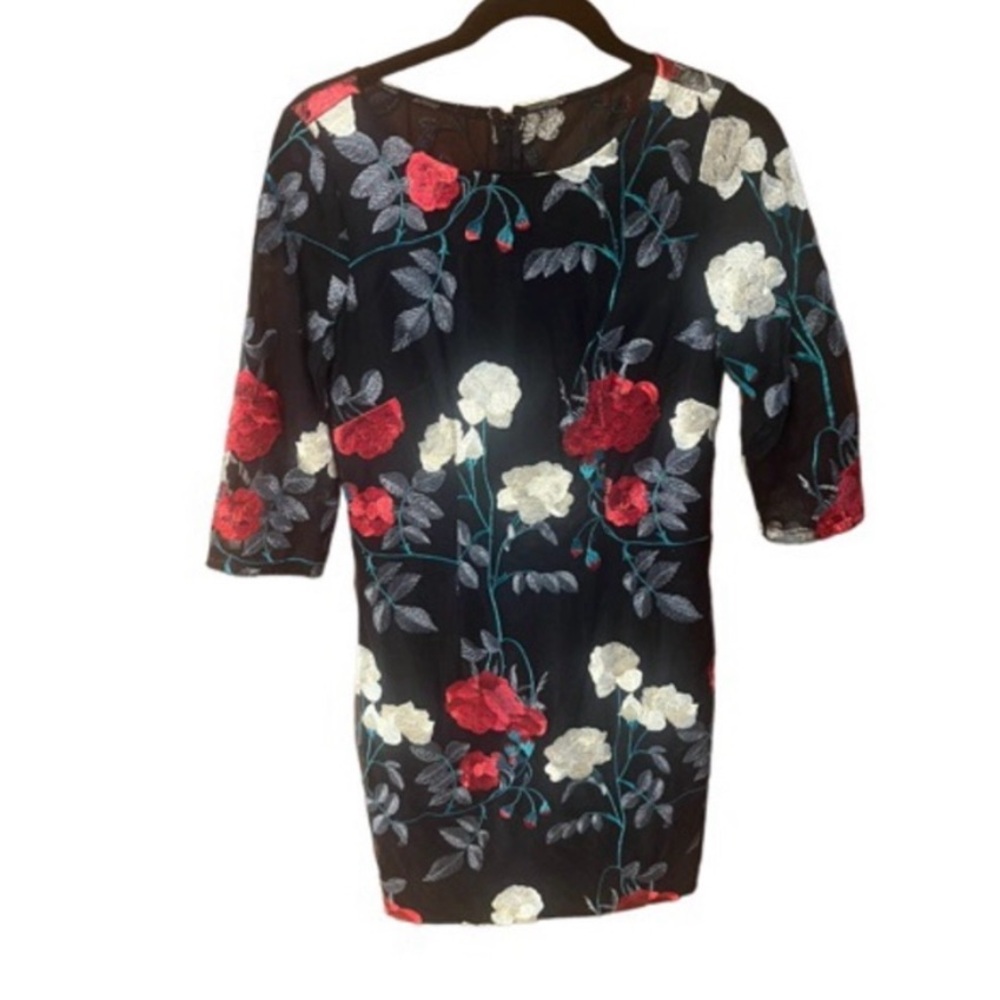 Carmen Marc‎ Valvo Infusion Embroidered Dress
